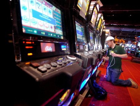 slot machine technician