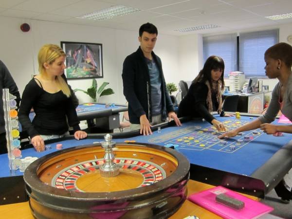 How To Become A Cruise Ship Croupier